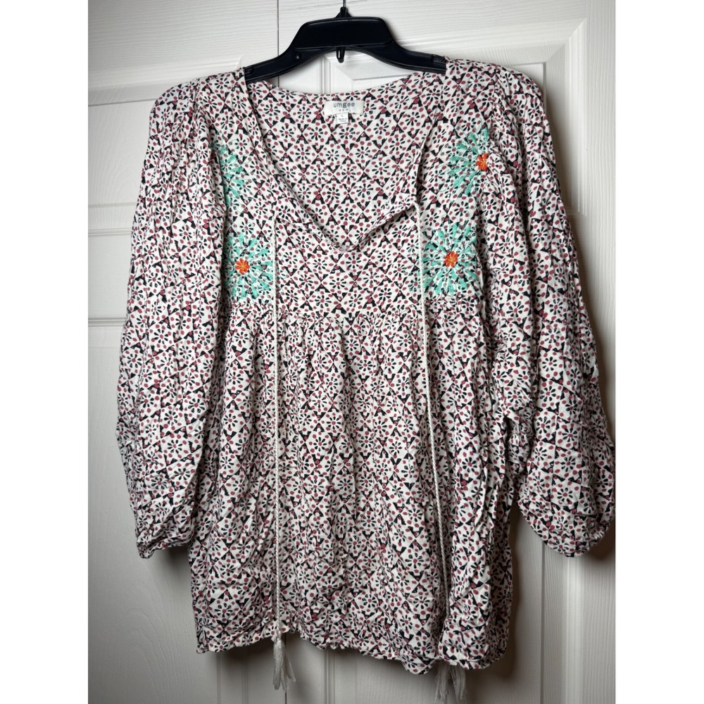 Umgee USA‎ Boho Embroidered Peasant Blouse Geometric Print Tassel Tie Top Large